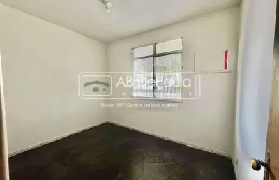 Apartamento com 2 quartos para alugar na rua piraquara, realengo, rio de janeiro, 45 m2 por r$ 1.100