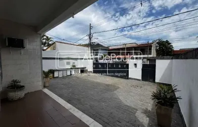 Casa com 3 quartos à venda na rua maria graham, jardim sulacap, rio de janeiro, 228 m2 por r$ 695.000
