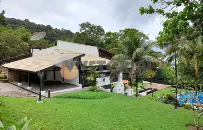 Casa com 4 dormitórios e piscina, guaecá  são sebastião sp