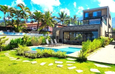 Casa com 4 suítes e piscina, maresia  são sebastião  sp
