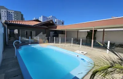 Casa com 4 dormitórios e piscina, martim de sá  caraguatatuba sp