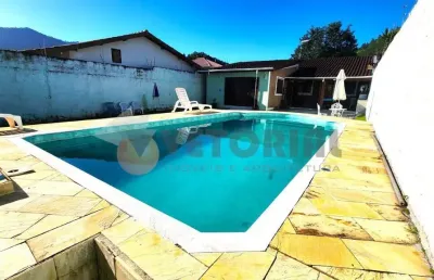 Casa com 3 dormitórios e piscina, martim de sá  caraguatatuba sp
