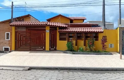 Casa com 4 dormitórios e piscina, praia das palmeiras  caraguatatuba sp  caraguatatuba sp