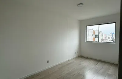 Apartamento com 2 quartos à venda na Rua Araci Bernardina Hermes, 55, Nossa Senhora do Rosário, São José