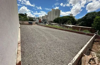 Apresentamos um lote de alto potencial, localizado no jardim alvorada em maringá -