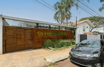 Excelente sobrado semi mobiliado, com 05 quartos para morar na vila marumby.