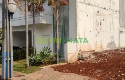 Amplo terreno à venda no condomínio villagio bourbon no bairro jardim novo horizonte!