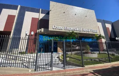 Excelente sala comercial para alugar no centro comercial royal plaza.