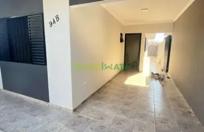 Casa com 3 quartos para alugar na Rua Tókio, 94, Jardim Imperial II, Maringá