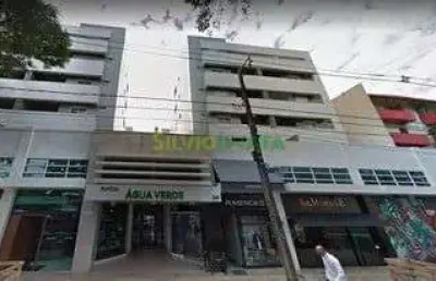 Excelente apartamento no ed. agua verde , semi mobiliado, para morar, zona 04.
