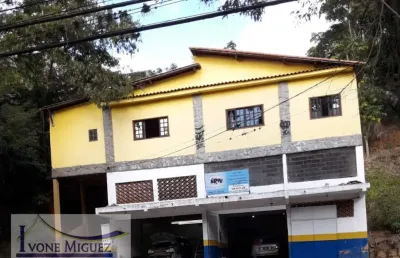 Prédio à venda no Centro, Paty do Alferes 