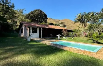 Casa com 4 quartos à venda na Maravilha, Paty do Alferes 