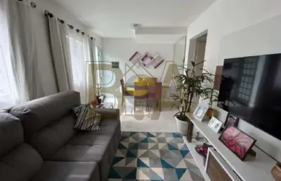 Casa 03 dorm. 1 suite, planejados, semi isolada, churrasqueira, lazer.