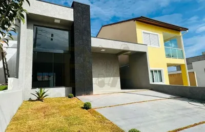 Casa térrea 03 dormitórios, pé direto alto, área gourmet integrada..