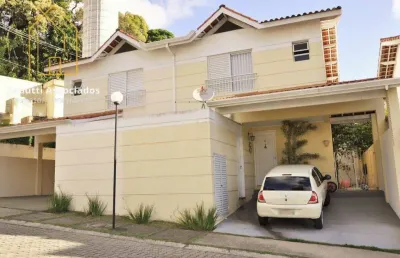 Casa com 3 dorm/1 suíte, condomínio bosques dos manacás