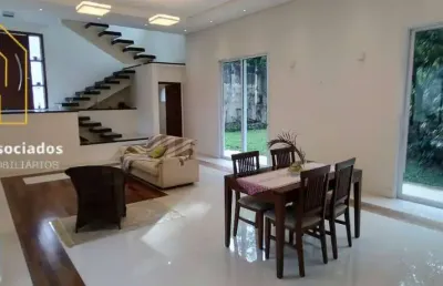 Casa com 3 suítes, 450 m² de área construida. parque dom henrique