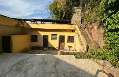 Casa com 4 quartos à venda na Rua Engenheiro José Carlos de Morais Sarmento, 395, Santa Catarina, Juiz de Fora