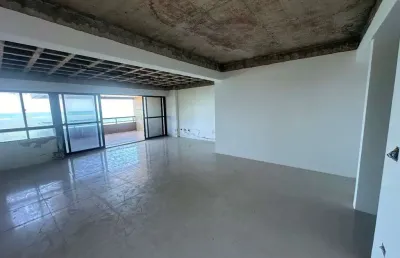 Apartamento à venda em candeias, 4 quartos (3 suites) 192m²