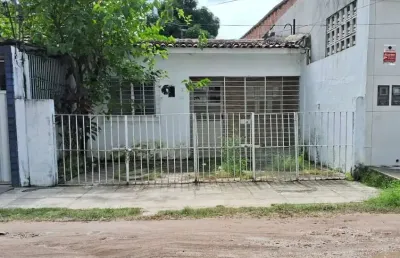 Casa com 5 quartos à venda na Rua Amália, 36, Cordeiro, Recife