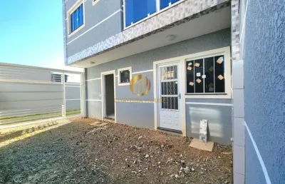 Excelente sobrado com 3 quartos sendo 1 suíte no alto boqueirão em condomínio fechado e portão com jardim privativo e in