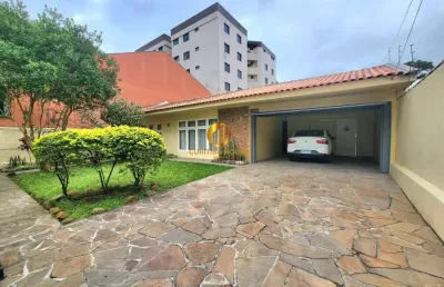 Casa térrea 4 quartos com edícula e churrasqueira,  á venda no santa quitéria