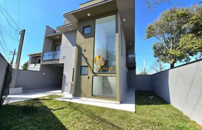 Sobrado de esquina com 3 quartos sendo 1 suite no sítio cercado e amplo terreno privativo e único!
