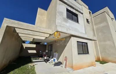 Sobrado com 3 quartos, 3 banheiros, terraço e churrasqueira, com 122 m² .