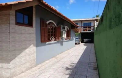 Casa com 2 quartos para alugar na rua nossa senhora de fátima, 921, campeche, florianópolis, 109 m2 por r$ 5.800