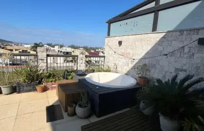 Cobertura com 2 quartos para alugar na rua dos jades, 185, campeche, florianópolis, 104 m2 por r$ 7.000