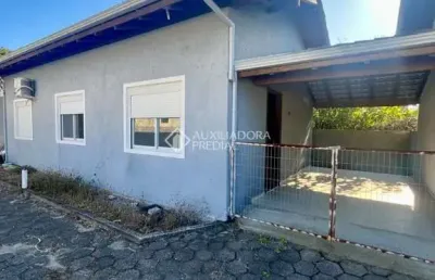 Casa com 2 quartos para alugar na candido manoel pires, 189, campeche, florianópolis, 100 m2 por r$ 3.200