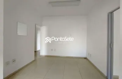 Apartamento com 4 quartos para alugar no Centro, Divinópolis 