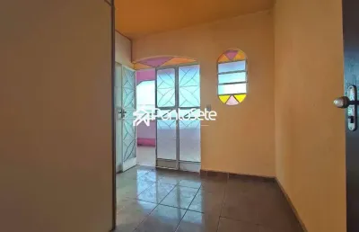 Apartamento com 2 quartos para alugar no Planalto, Divinópolis 