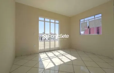 Apartamento com 3 quartos para alugar no Catalão, Divinópolis 
