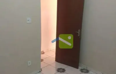 Casa com 2 quartos para alugar na Rua Doutor Joel Lagos, Jaguaré, São Paulo