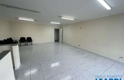 Ponto comercial para alugar na Avenida Doutor João Batista Soares de Queiroz Júnior, Jardim das Indústrias, São José dos Campos