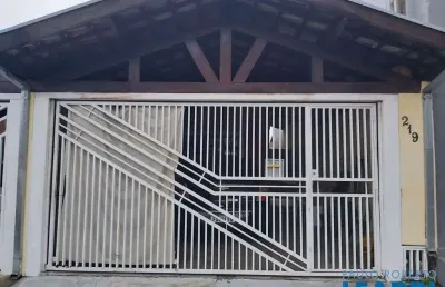 Casa com 3 quartos à venda na Rua Doutor Milton Parodi, Jardim Portugal, São José dos Campos