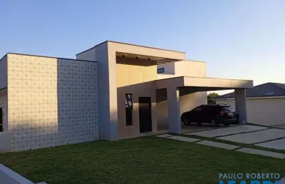 Casa em condomínio - condomínio colinas do parahyba - sp