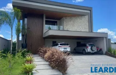 Casa com 4 quartos à venda na Avenida Guglielmo Friggi, Urbanova, São José dos Campos