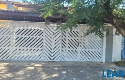Casa com 4 quartos à venda na Rua Maranduba, Jardim Satélite, São José dos Campos