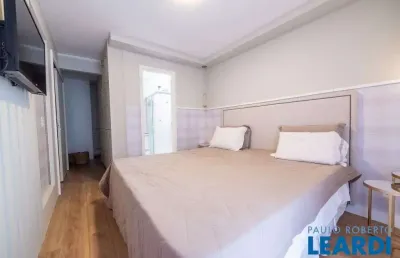Casa em condomínio fechado com 3 quartos à venda na Avenida Carlos Alberto Ribeiro de Souza, Urbanova, São José dos Campos