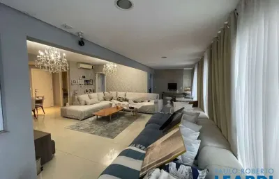 Apartamento com 3 quartos à venda na Rua Benedita Simões de Almeida, Condomínio Royal Park, São José dos Campos