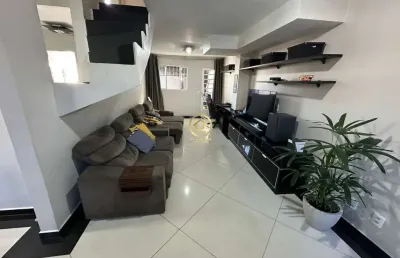 Casa em condomínio fechado com 4 quartos à venda na rua jairo de almeida machado, 50, loteamento city jaragua, são paulo por r$ 535.000