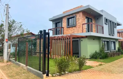 Casa com 3 quartos à venda em Ambrósio, Garopaba 