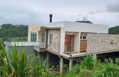 Casa à venda no bairro praia do siriú - garopaba/sc