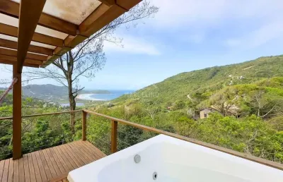 Casa com 1 quarto à venda na Praia da Silveira, Garopaba 