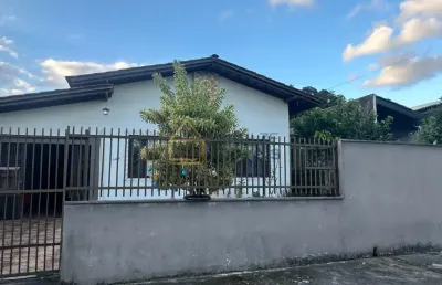 Casa com 3 quartos à venda na rua josé salomon, costa e silva, joinville, 240 m2 por r$ 510.000