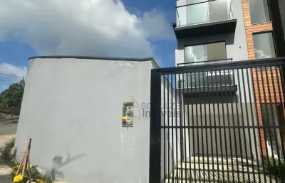 Casa à venda na rua walfrido cardoso dos santos, floresta, joinville, 105 m2 por r$ 690.000