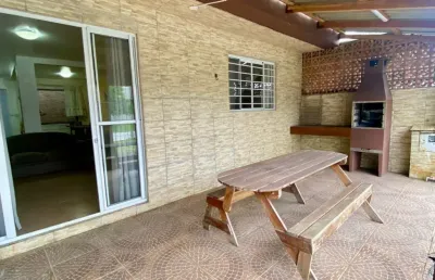 Locação diária a partir dia 09/01   casa uma quadra do mar  de matinhos