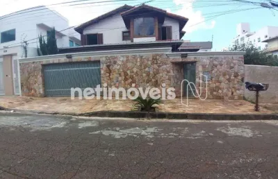 Casa com 5 quartos à venda na Rua Castelo Évora, Castelo, Belo Horizonte