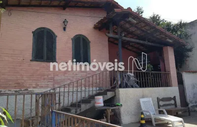Casa com 3 quartos à venda na Rua Gomes Freire, Cachoeirinha, Belo Horizonte
